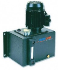 Met reservoir 6 t.e.m. 25 L Q = 0,5 t.e.m. 16 L/min.